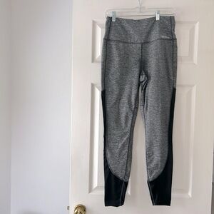 Eddie Bauer lined women’s leggings.